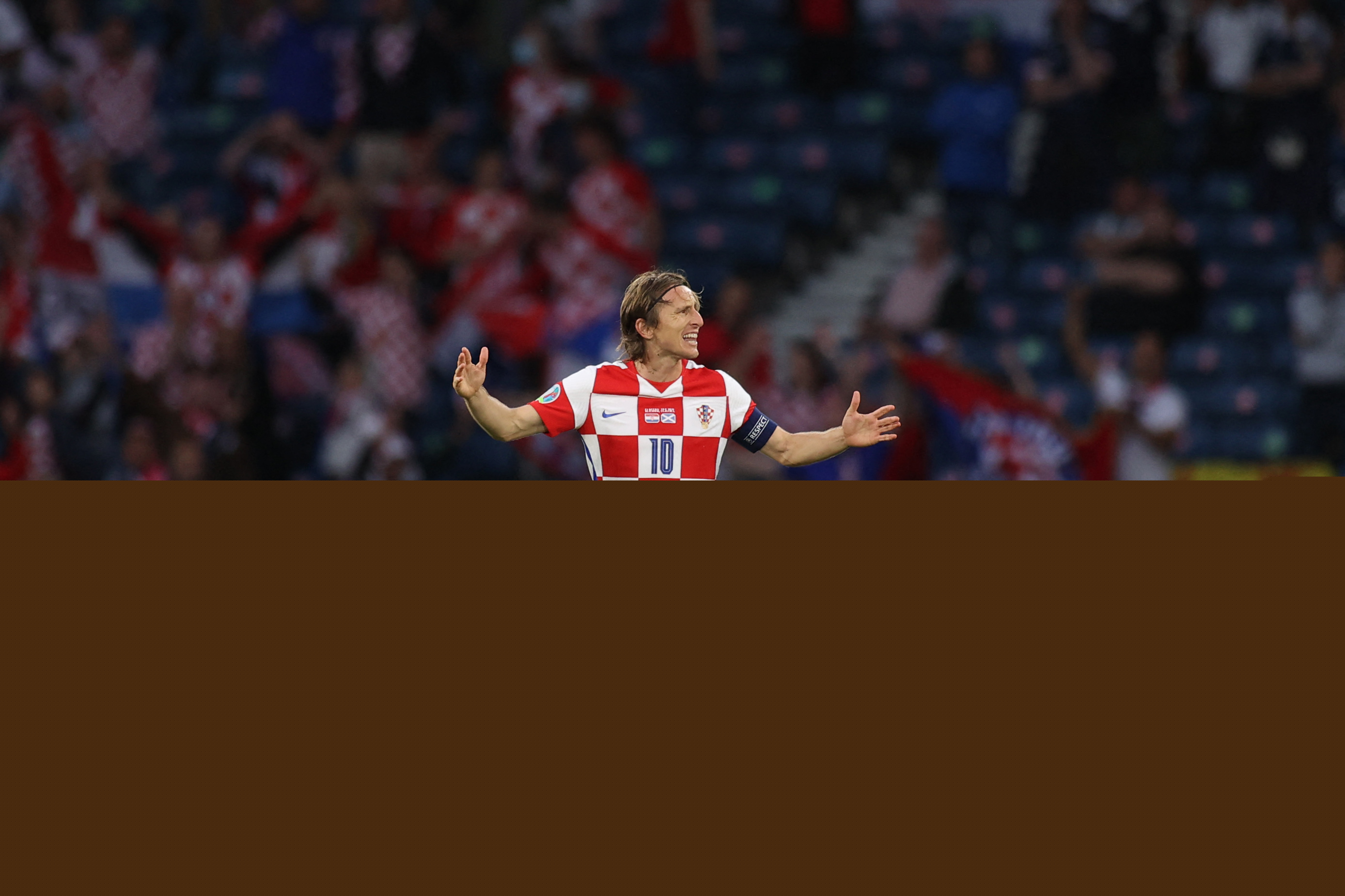 超过利物浦2分了，曼联这会真的复兴了吧？