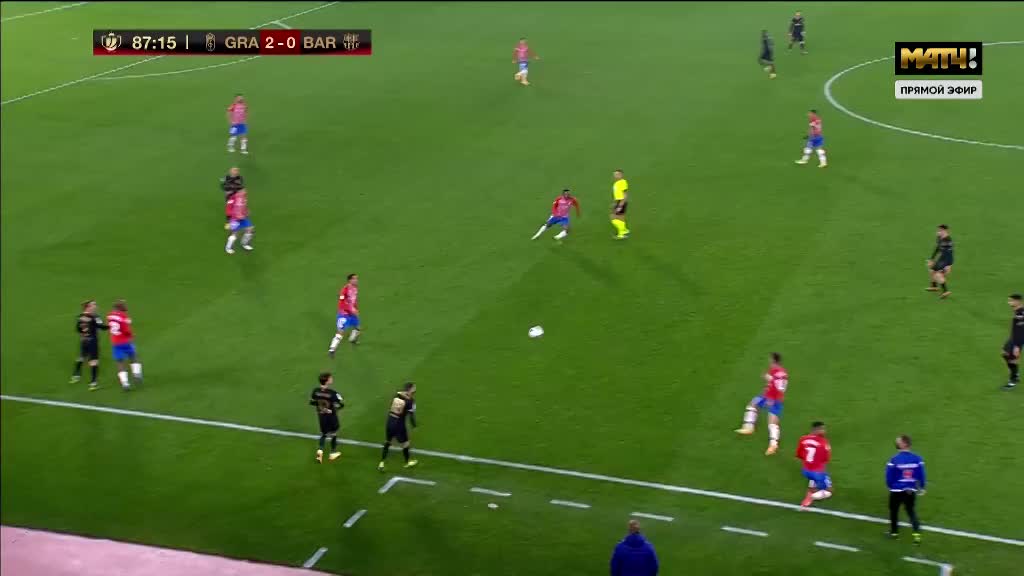 NBA杯半场：东契奇&里夫斯合砍37分，詹姆斯2分，独行侠62-60领先湖人