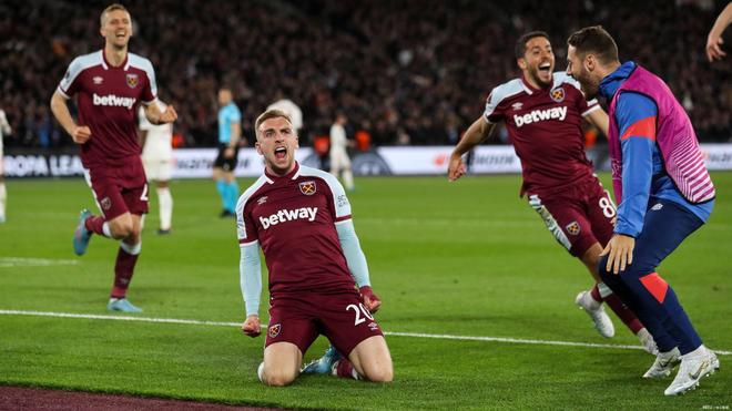 官方：罗马主帅加斯佩里尼当选意甲10月最佳主帅