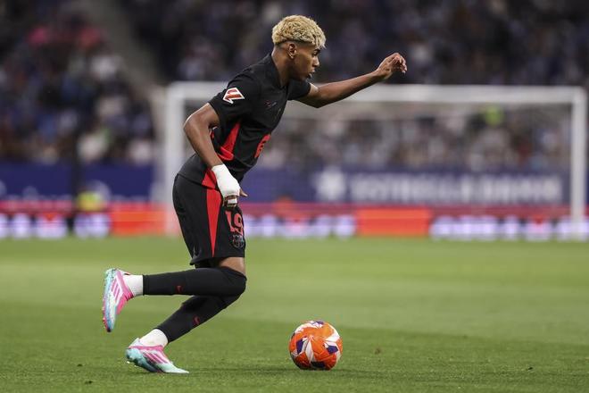 施洛特贝克：上半场错失机会难受，我们需休整几天