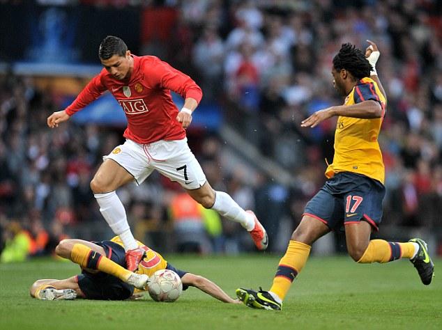 皇马曼联拜仁等豪门争夺里尔18岁中场布阿迪，转会费6000万欧