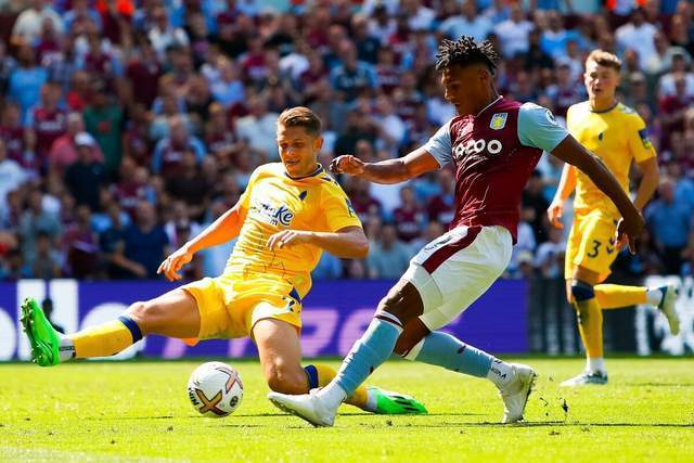 孔帕尼：阿芳很可能下周末复出；我们祝穆勒在美职联决赛获胜